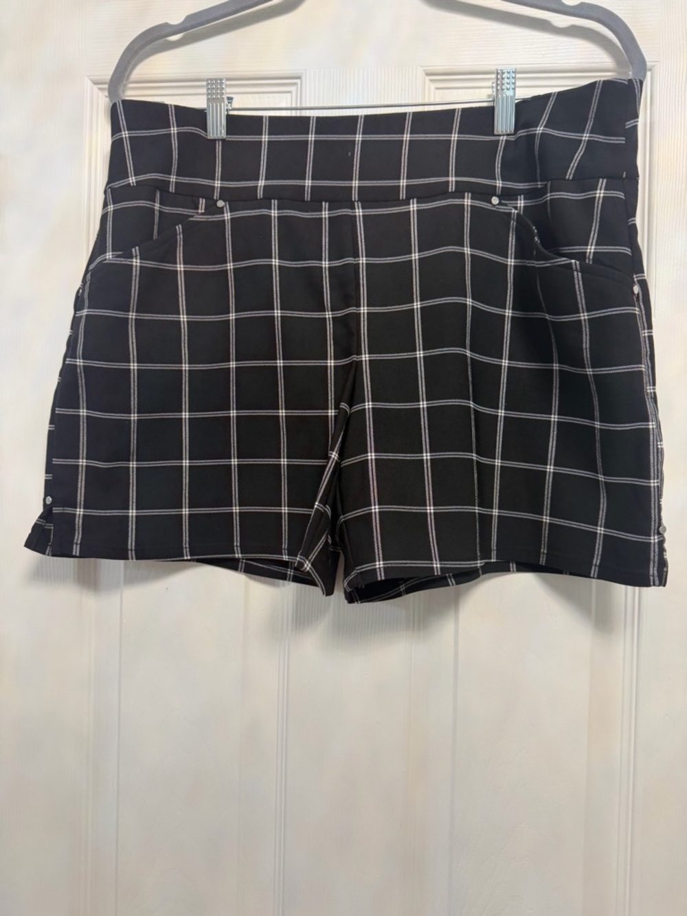 INC International Concepts Black Windowpane Plaid Shorts